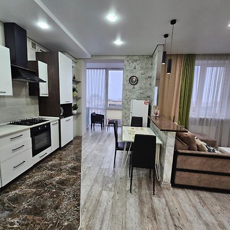 Яровиця. Центр Lutsk Luaran gambar